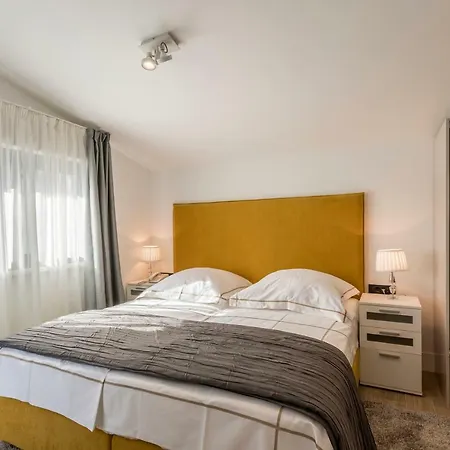 2nightstudios Affittacamere 4*