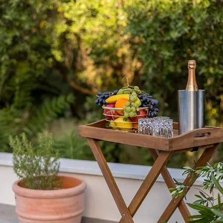 Affittacamere 2nightstudios 4*