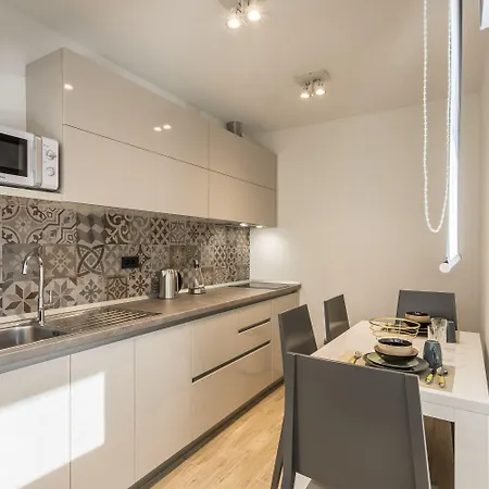 بيت ضيافة 2nightstudios سبليت