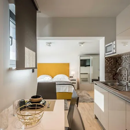 Gostinjska kuća 2nightstudios