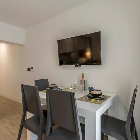 2nightstudios Guest house 4*