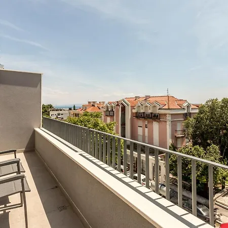 2nightstudios Gostinjska kuća Split