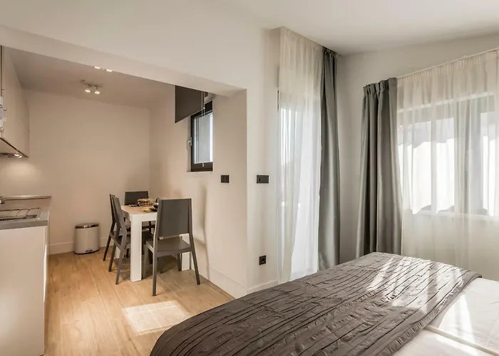 2nightstudios Gasthof Split