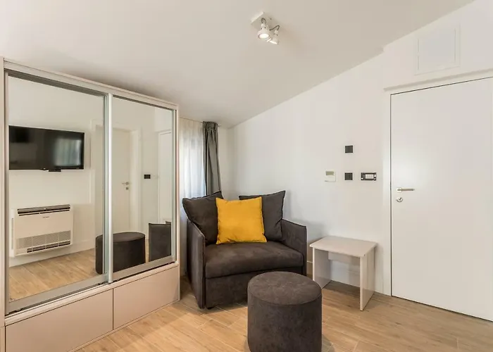 2nightstudios Gasthof 4*