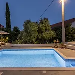 Maison d'hôtes 2nightstudios 4*
