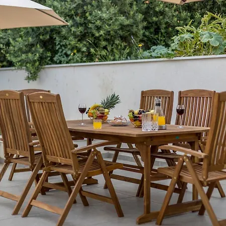 2nightstudios Konukevi