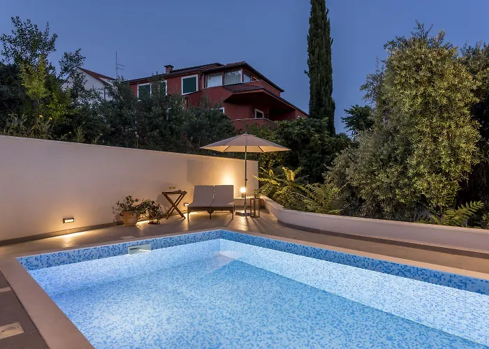 Affittacamere 2nightstudios 4*