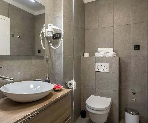 2nightstudios Vendégház 4*