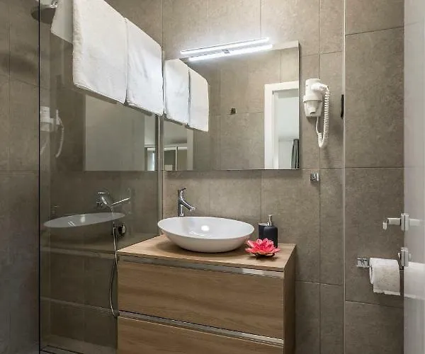 Vendégház 2nightstudios 4*