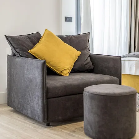 ゲストハウス 2nightstudios スプリト