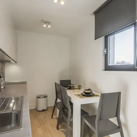 2nightstudios ゲストハウス