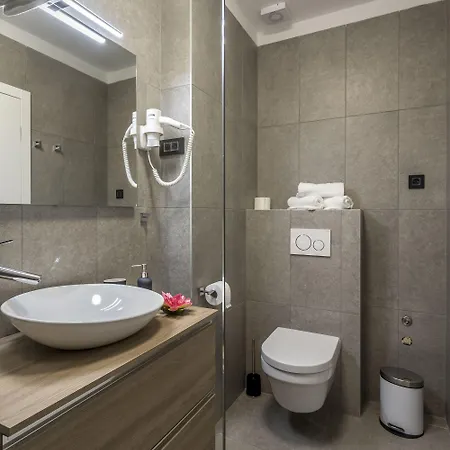 2nightstudios ゲストハウス スプリト