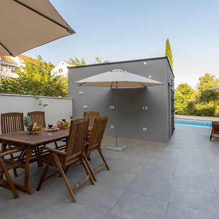 ゲストハウス 2nightstudios