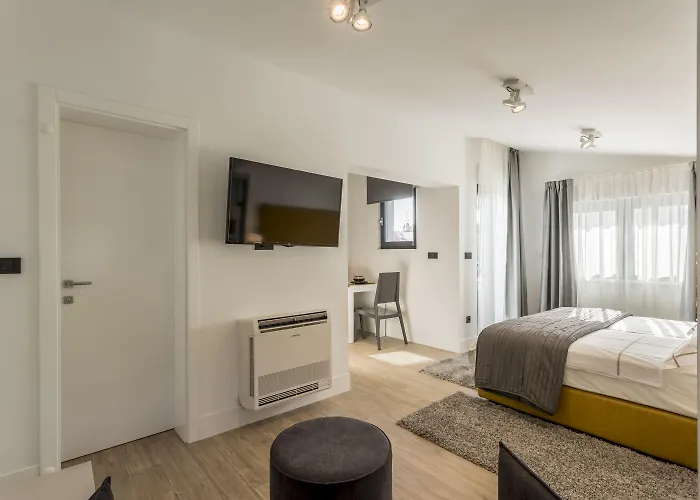 2nightstudios 4*