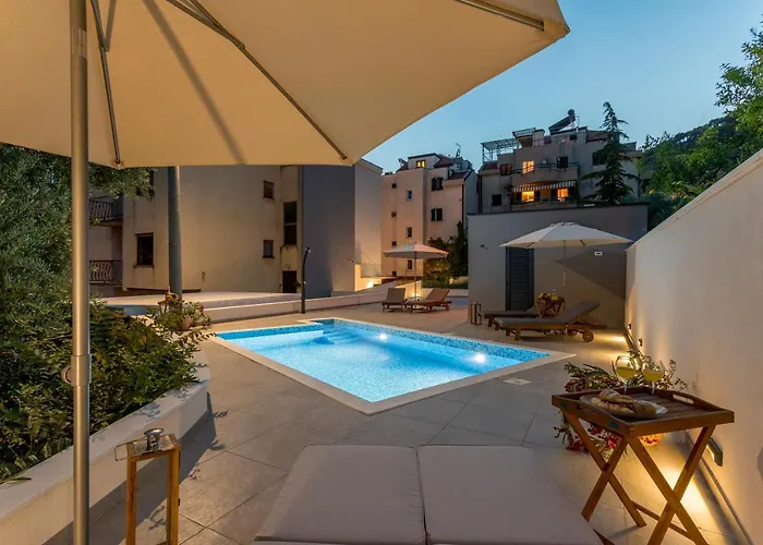 2nightstudios Πανσιόν 4*