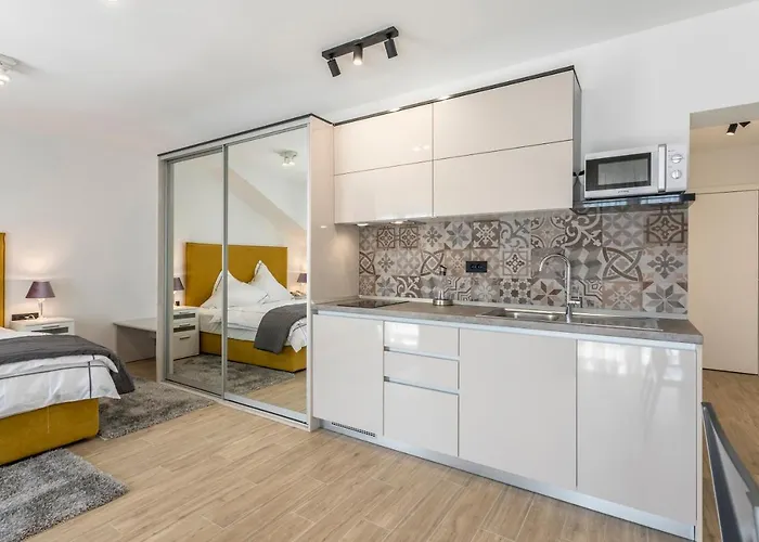 2nightstudios 4*